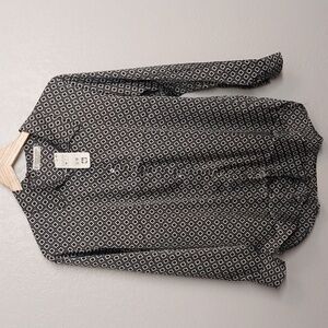 Jon & Anna long sleeve blouse, size M black with diamond pattern print, NWT